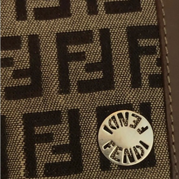 Fendi Black and Brown Wallet EUC - Picture 5 of 15
